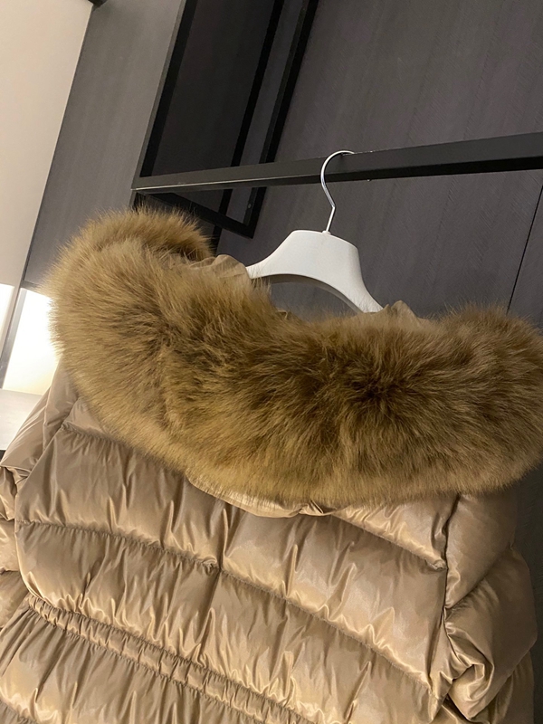 ハイクオリティダウンジャケット全体デザイン